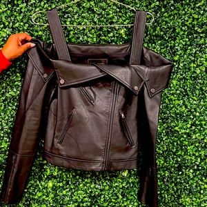 Bcbg shoulder jacket